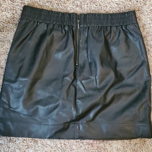 Ann Taylor Loft skirt - Picture 4 of 4